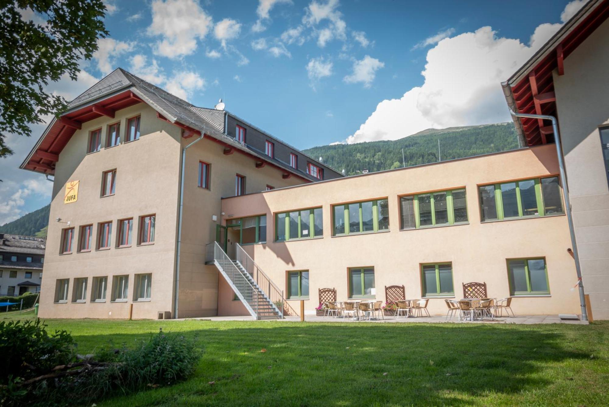 Jufa Hotel St Michael Im Lungau Санкт-Михель  Экстерьер фото