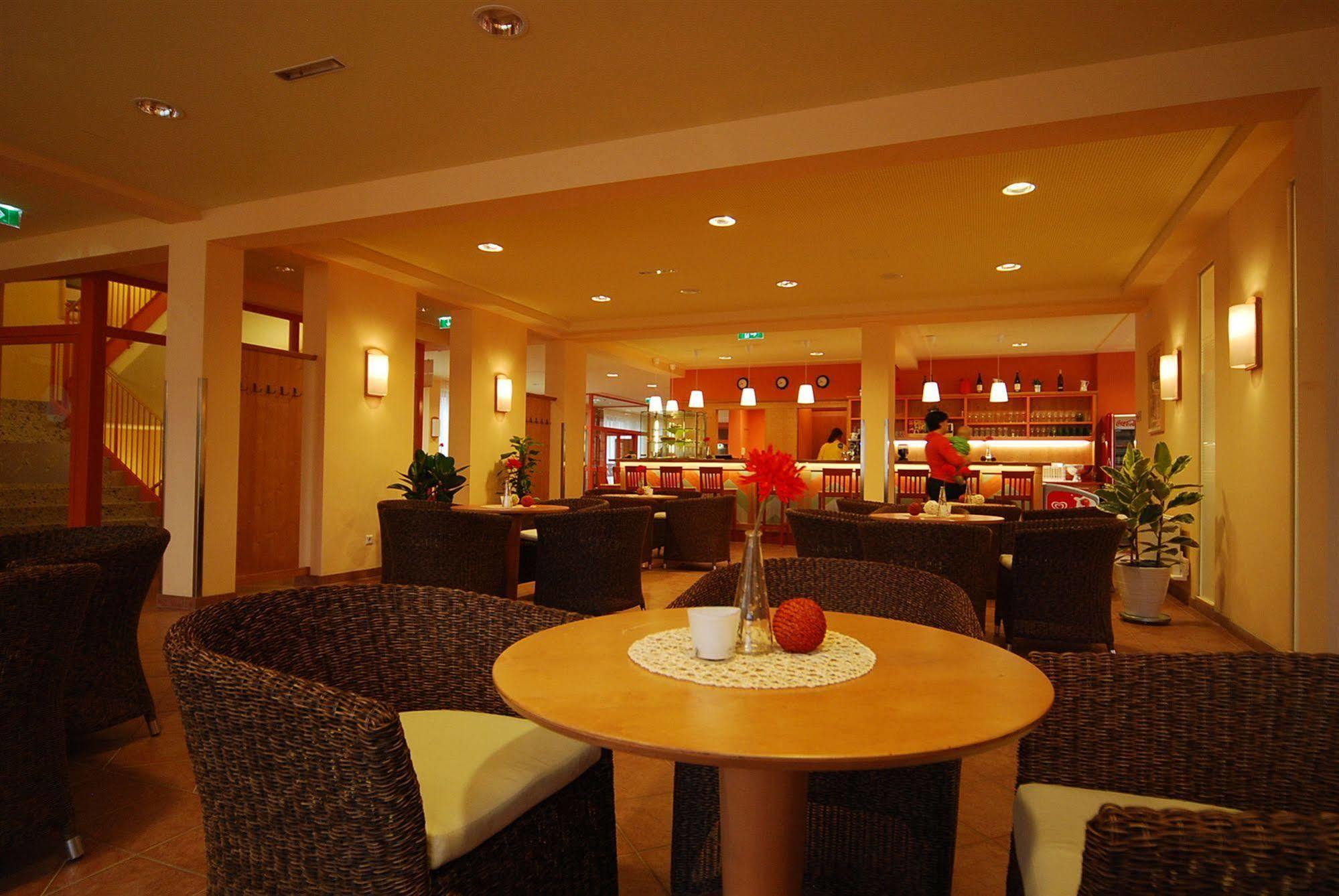 Jufa Hotel St Michael Im Lungau Санкт-Михель  Экстерьер фото